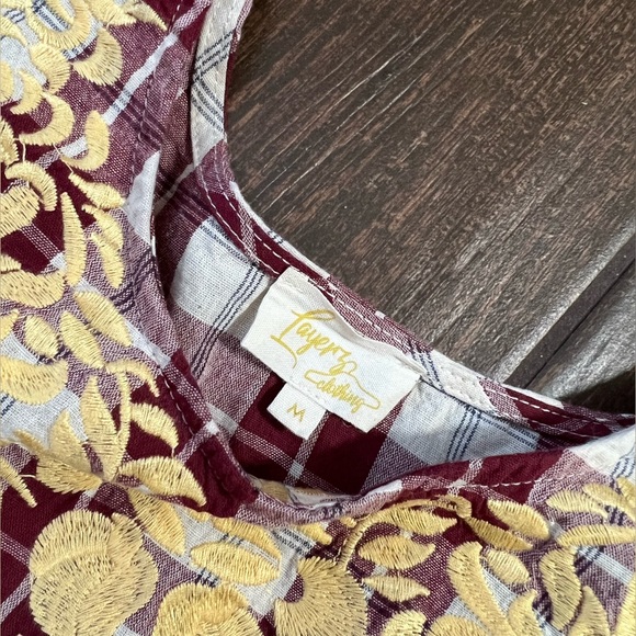 Maroon embroidered Layerz clothing top - Picture 3 of 4
